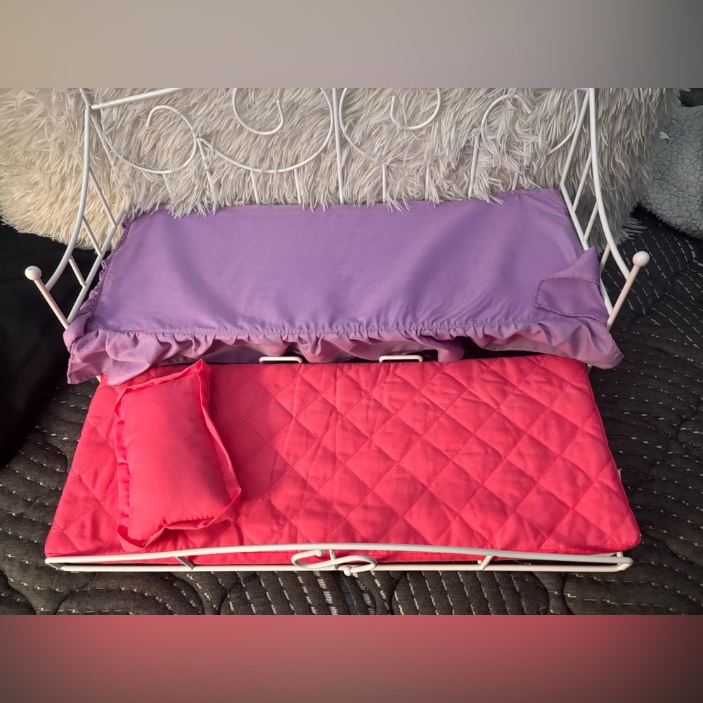 Journey Girl bed Luxurious Bedding Pillow Set - Red and Purple
